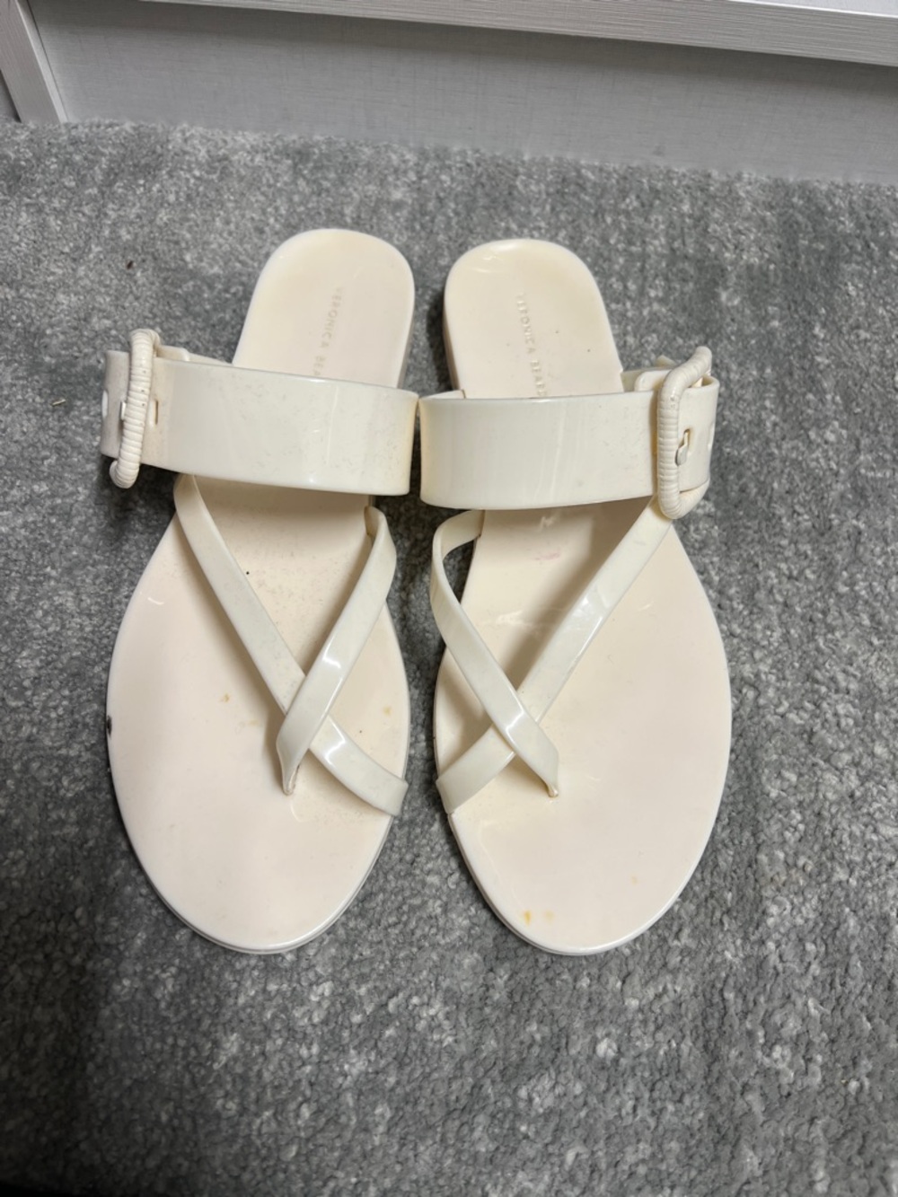 Veronica Beard Cream Cross‑Strap Slide Sandals with Buckle jelly